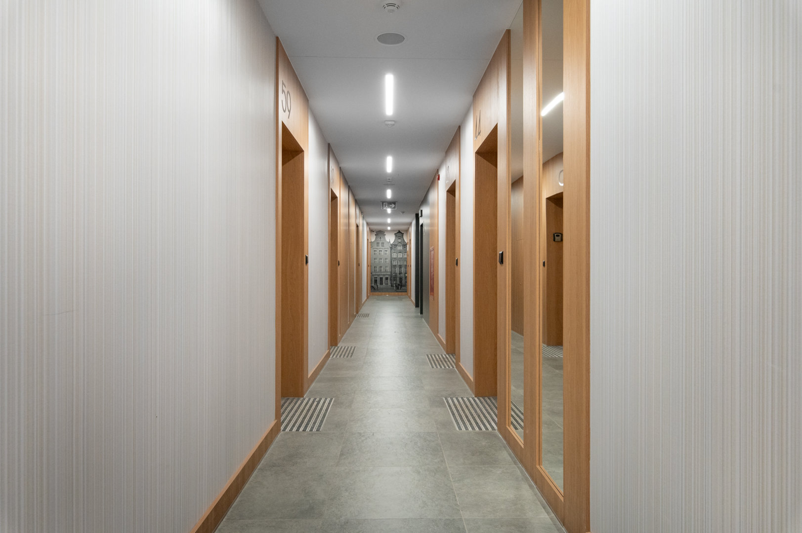 COSMO RADOMSKI, KNIECZYŃSKI, MEGGER SPÓŁKA JAWNA - 2