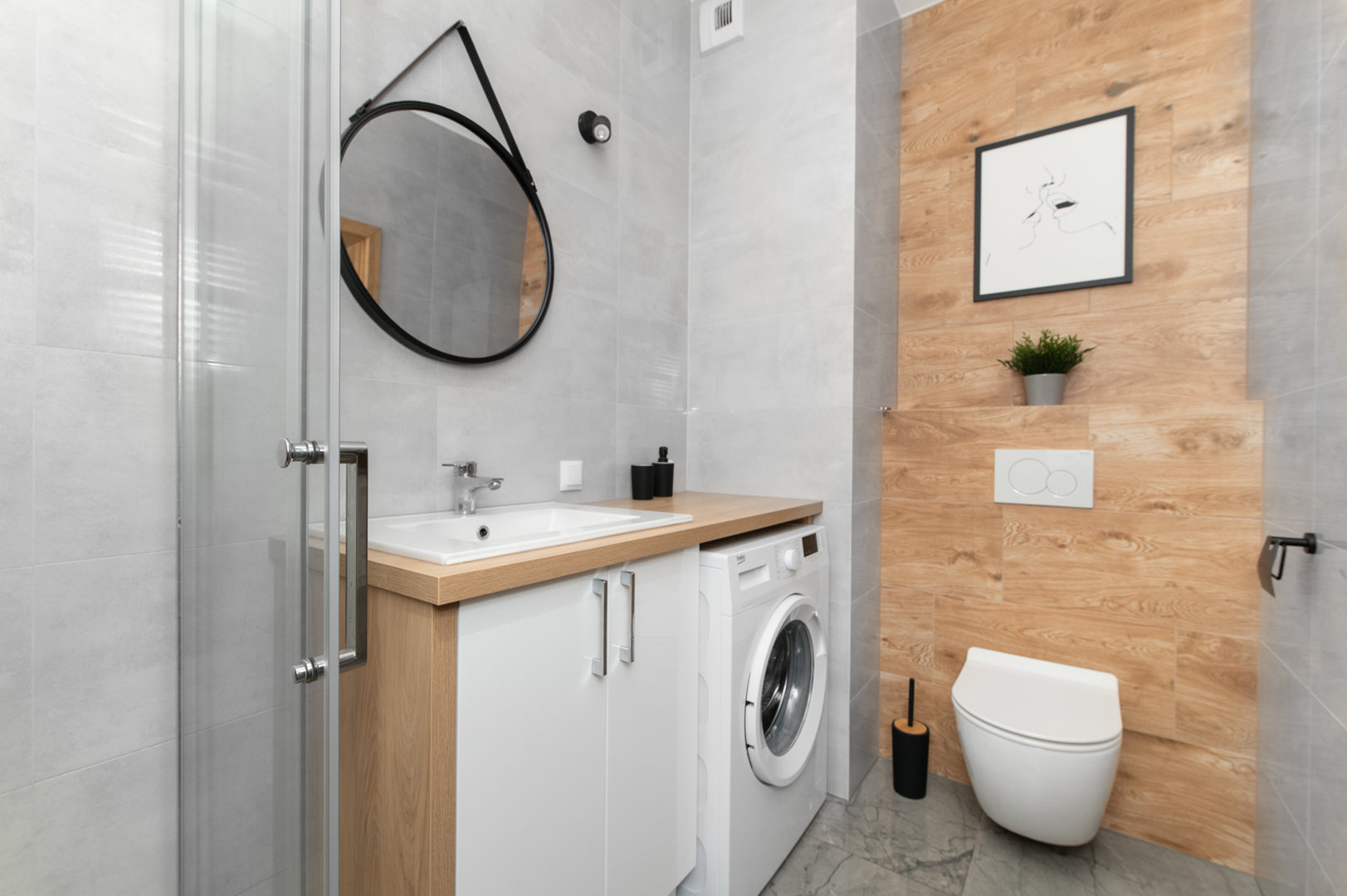 COSMO RADOMSKI, KNIECZYŃSKI, MEGGER SPÓŁKA JAWNA - 4