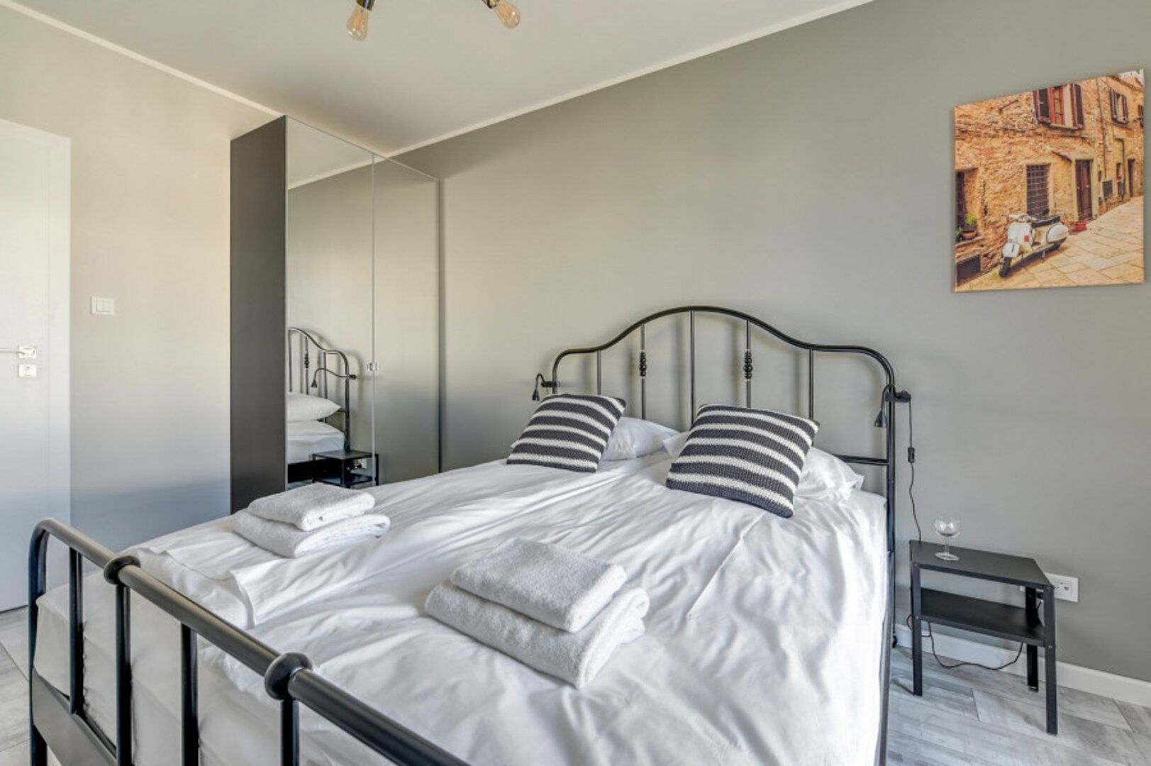 COSMO RADOMSKI, KNIECZYŃSKI, MEGGER SPÓŁKA JAWNA - 3